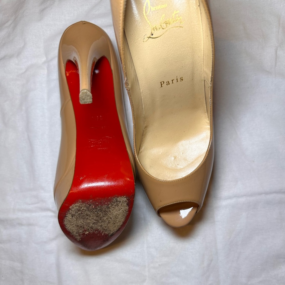 Christian Louboutin Nude Peep-Toe Pumps - Picture 2 of 8
